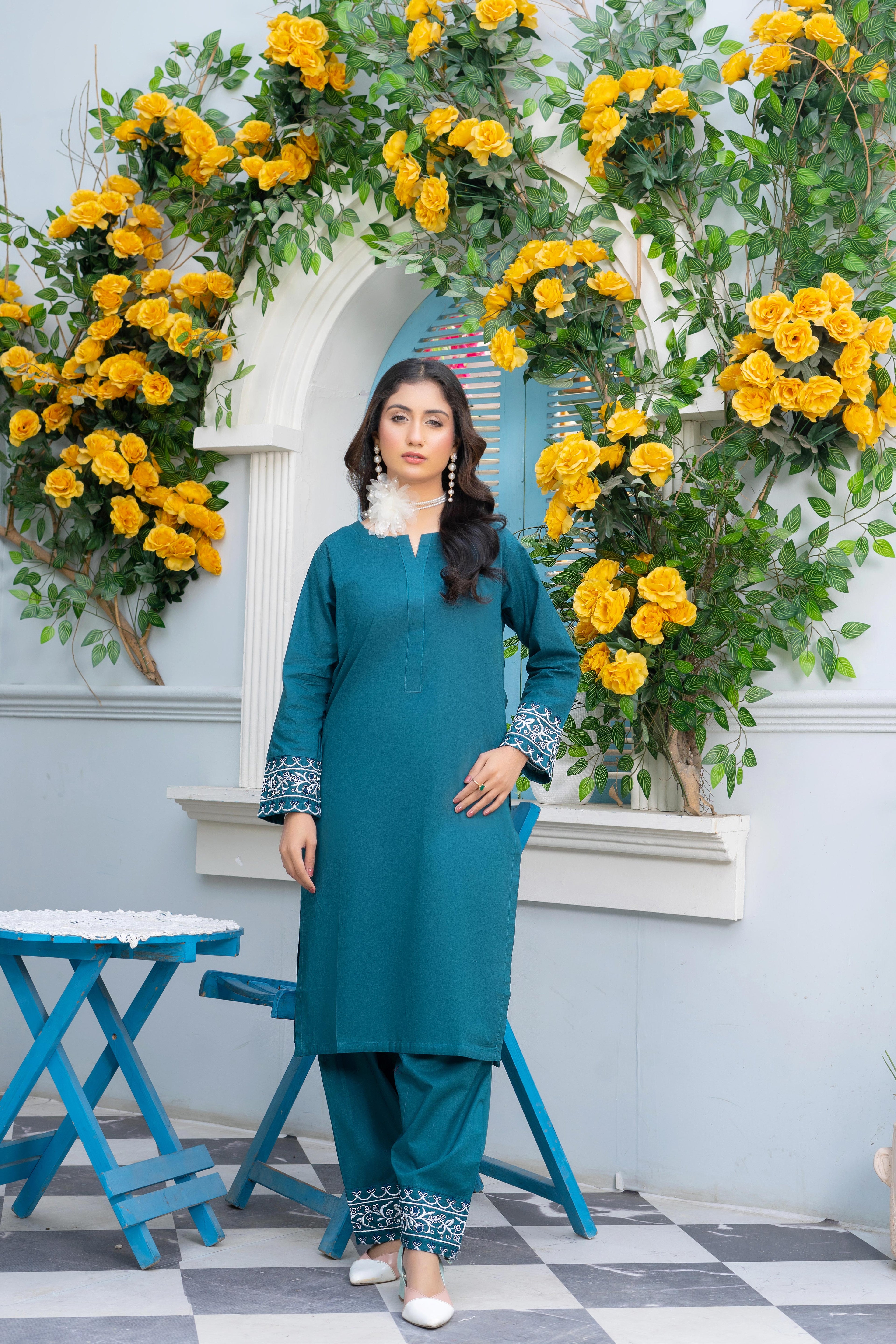 Stitched 2-Piece Suit – Teal Bloom with Embroidered Accents