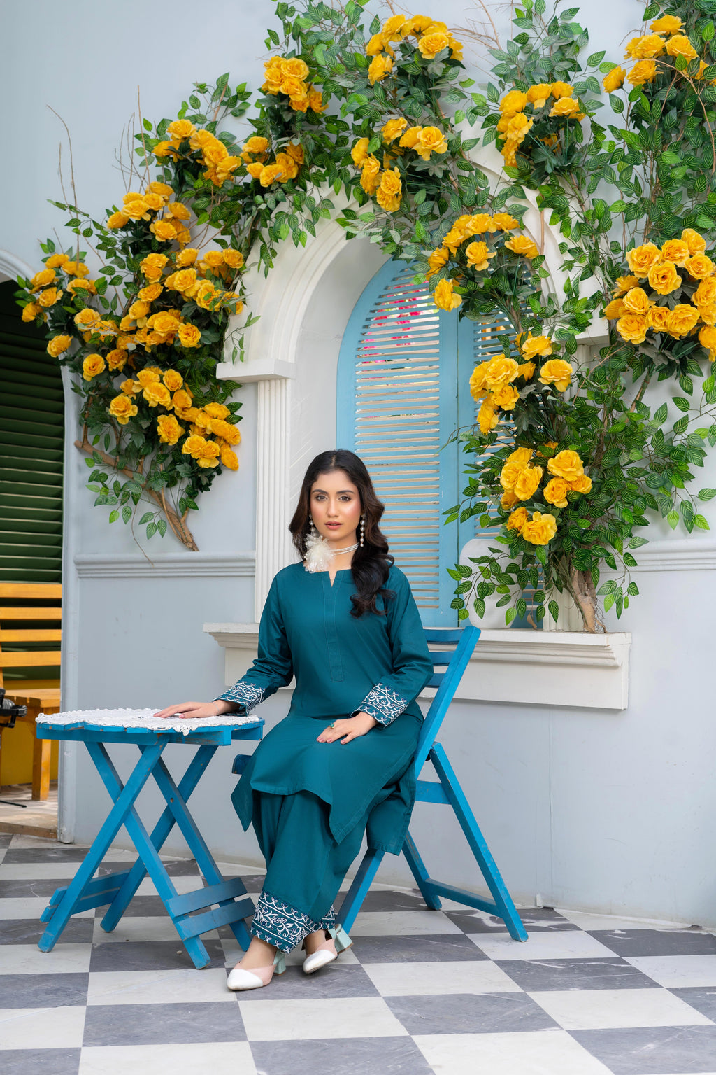 Stitched 2-Piece Suit – Teal Bloom with Embroidered Accents