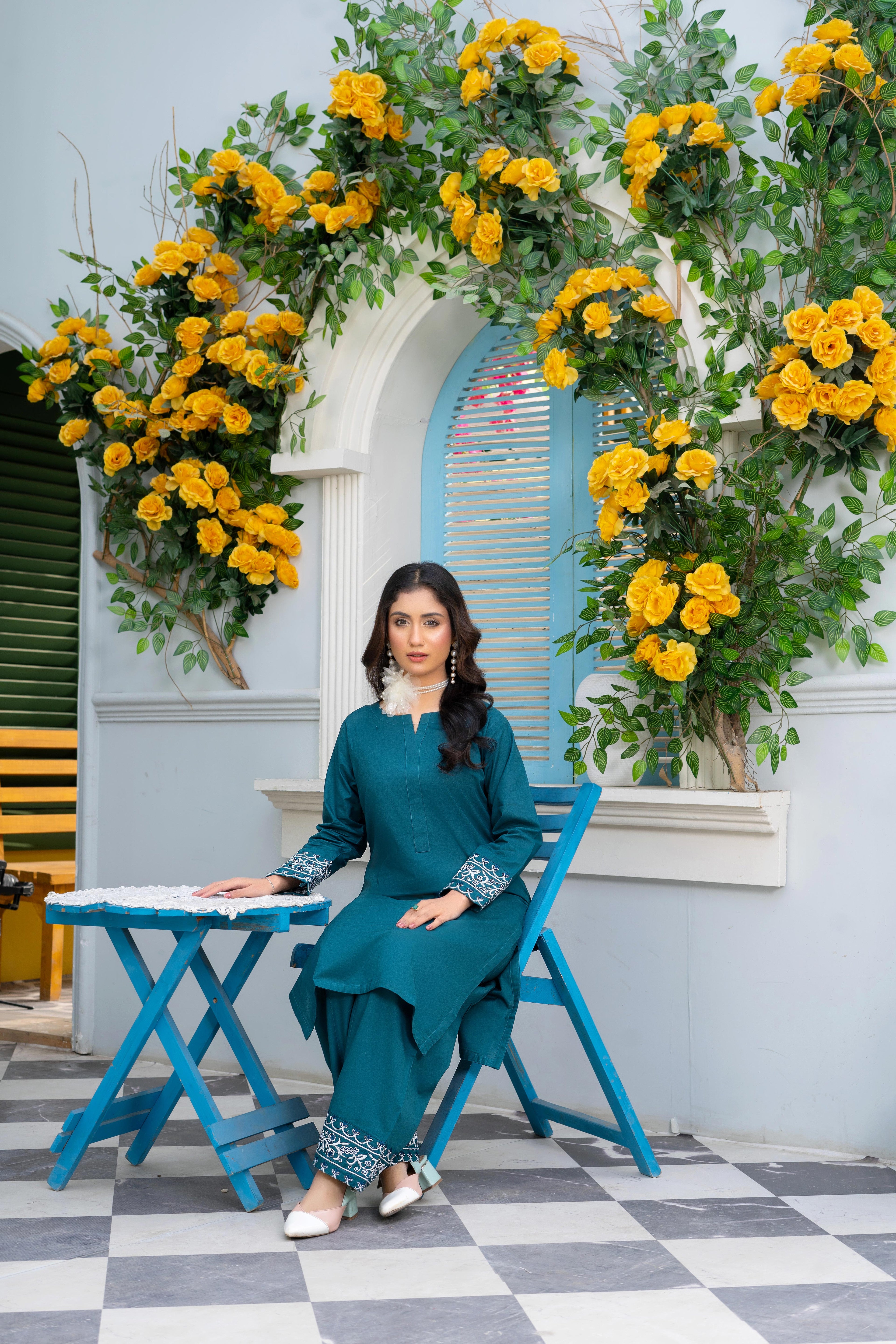 Stitched 2-Piece Suit – Teal Bloom with Embroidered Accents